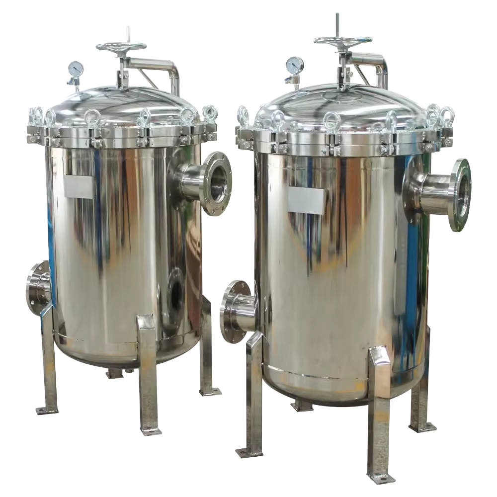 How does the material of the basket filter housing impact its performance?